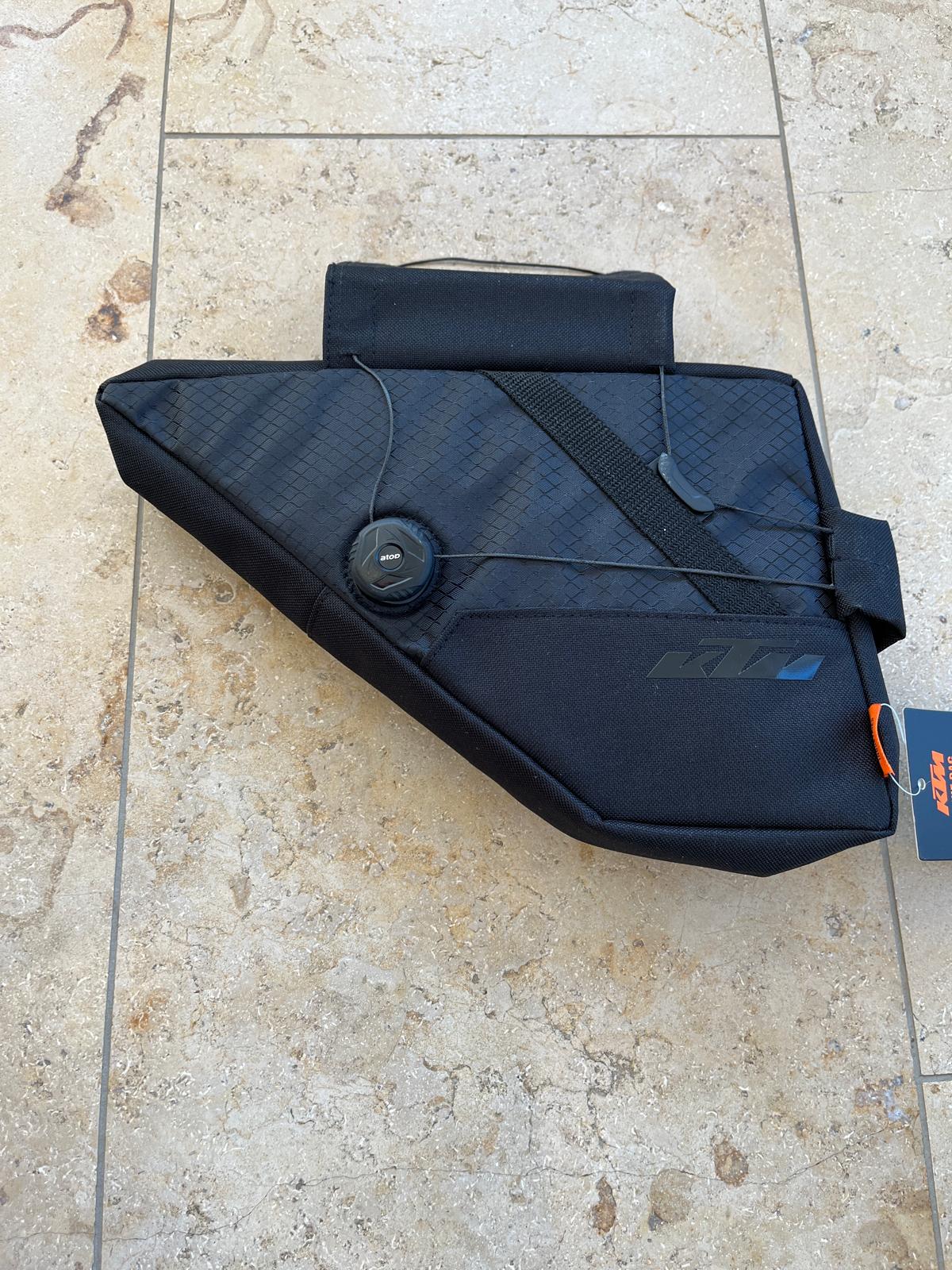 Original KTM Tasche Rahmentasche Dreieckstasche perfekter Halt dank Schnurrverschluss an jedem Bike