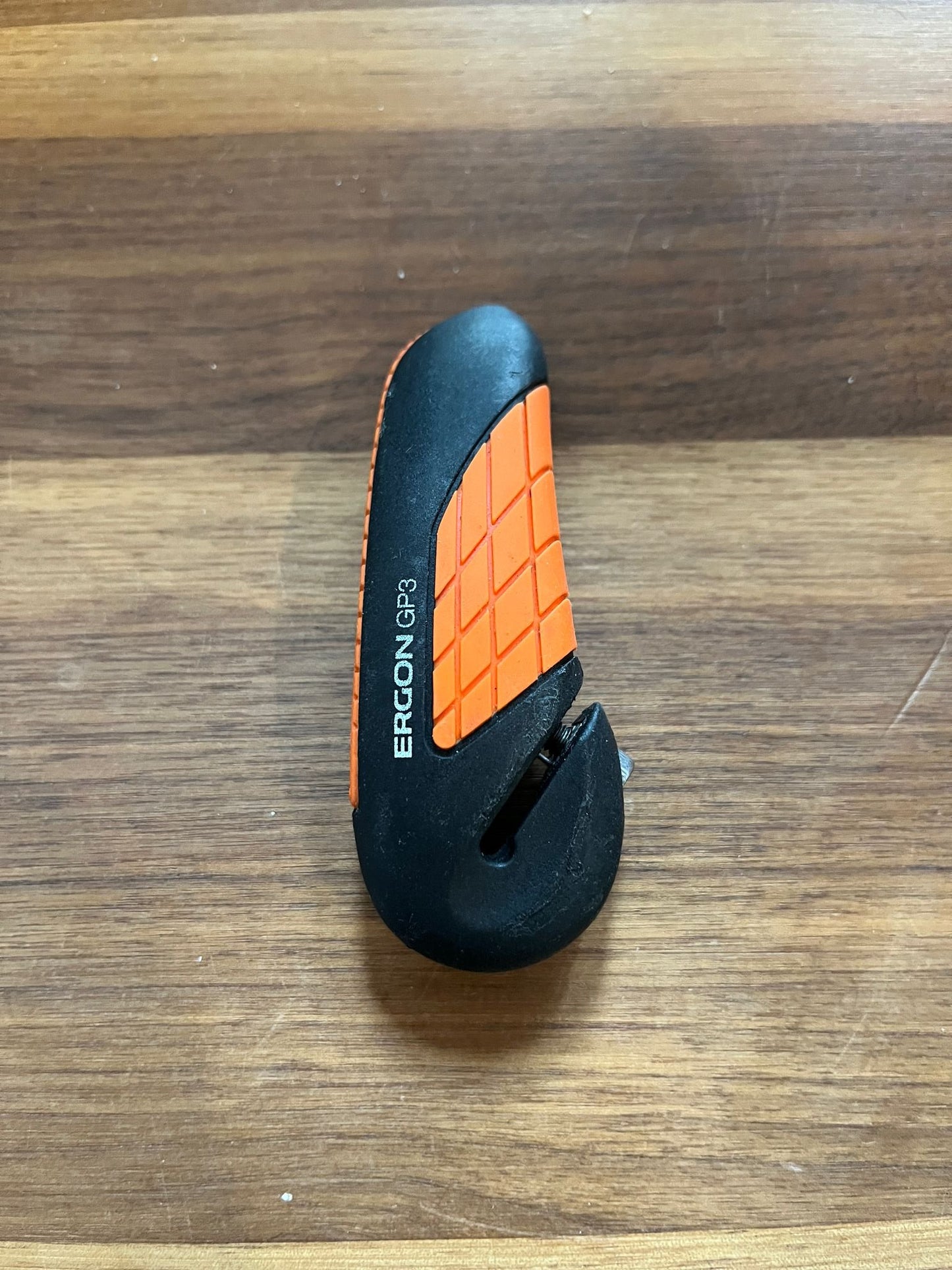 Lenkerhörnchen Hörnchen von Ergon GP3 S Ergonomische Griffe KTM orange