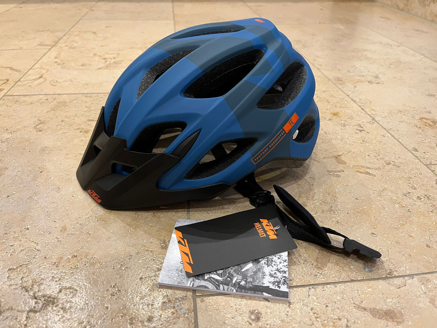 Fahrradhelm KTM Factory Character II Gr. 58-62 Fahrrad Helm ebike