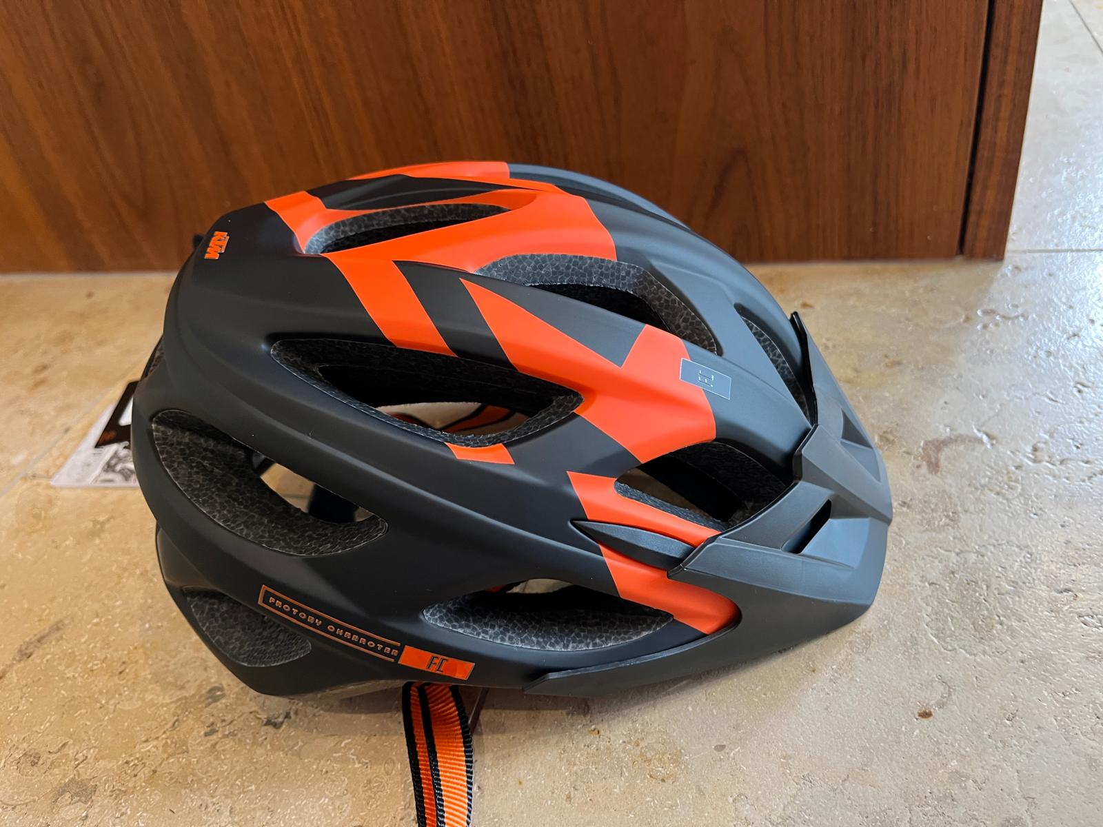 fahrradhelm gr 54 Fahrradhelm KTM Factory Character II Gr. 54-58