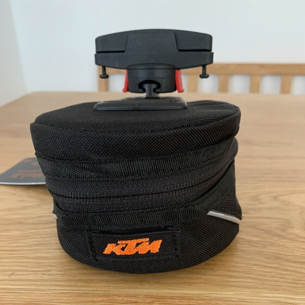 klickfix fahrradtasche schwarz m KTM Satteltasche Europa M Klickfix Adapter schwarz 1,0 Liter Neu – KTM bikeparts and more