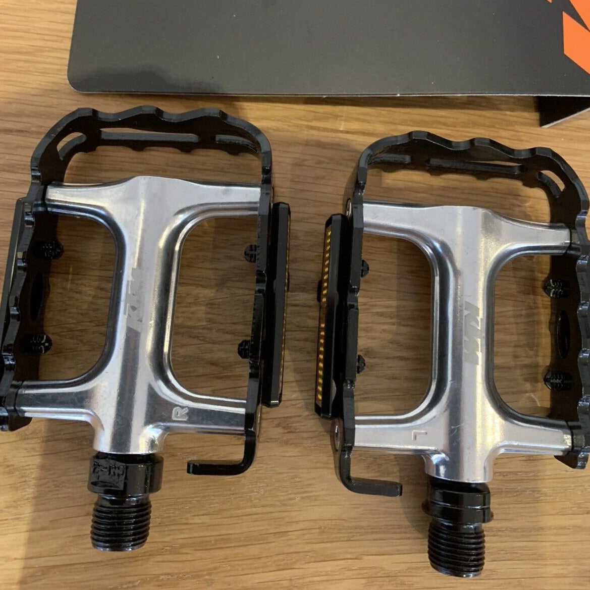 pedale fürs fahrrad KTM Fahrrad Pedale, 2 Pedale, 1 Paar Alu Trekking für KTM und KTM ebikes silber